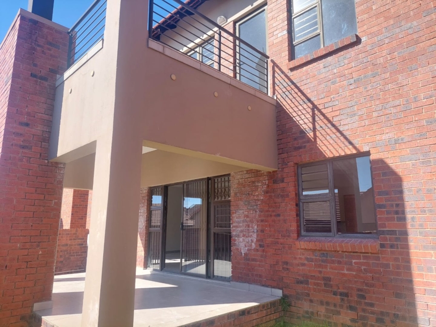 3 Bedroom Property for Sale in Wild Olive Estate Free State